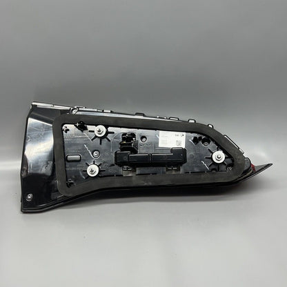 8793199807 BMW X5 TAIL LIGHT RIGHT PASSENGER INNER 2019 2020 2021 OEM 8793199807