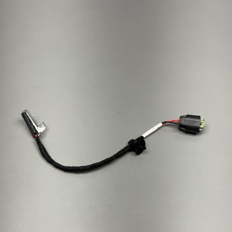 1109173-00-A TESLA MODEL S DOOR HANDLE LED LIGHT LEFT 2016 2017 2018 2019 2020 OEM 