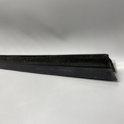6009599-00-C TESLA MODEL S DOOR WINDOW MOLDING LEFT FRONT 2012 13 14 15 2016 OEM 6009599-00-C