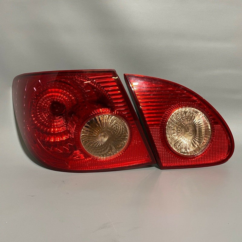 TOYOTA COROLLA TAIL LIGHT LEFT DRIVER INNER AND OUTTER 2005 2006 2007 2008 OEM