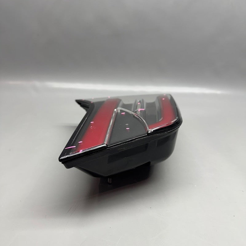 TESLA MODEL X TAIL LIGHT LEFT DRIVER 2016 2017 2018 2019 2020 OEM 1034