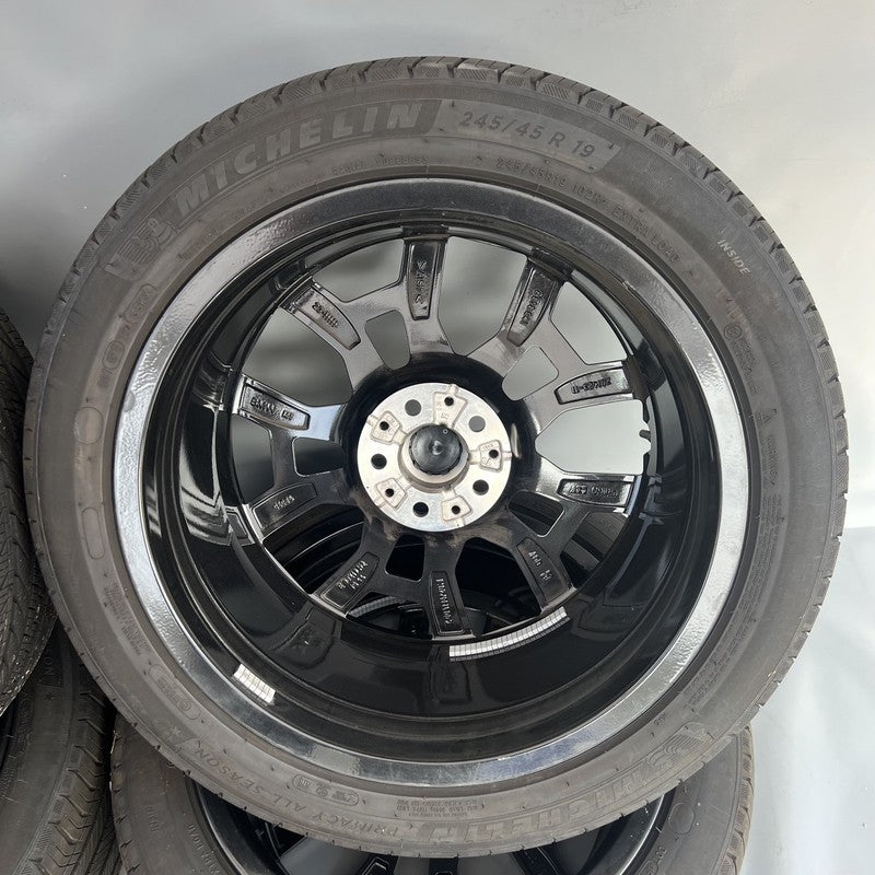 6898041 BMW X1 X2 WHEEL RIM SET 19 INCH 2023 2024 2025 OEM 6898041