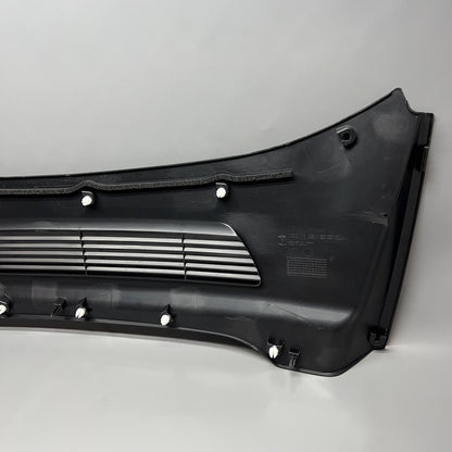 1492605-00-B TESLA MODEL Y WINDSHIELD WINDOW WIPER COWL PANEL 2020 21 22 2023 1619812-00-B