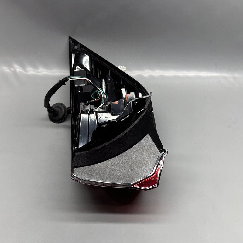TOYOTA RAV4 TAIL LIGHT RIGHT PASSENGER 2019 2020 2021 OEM 81550-0R090