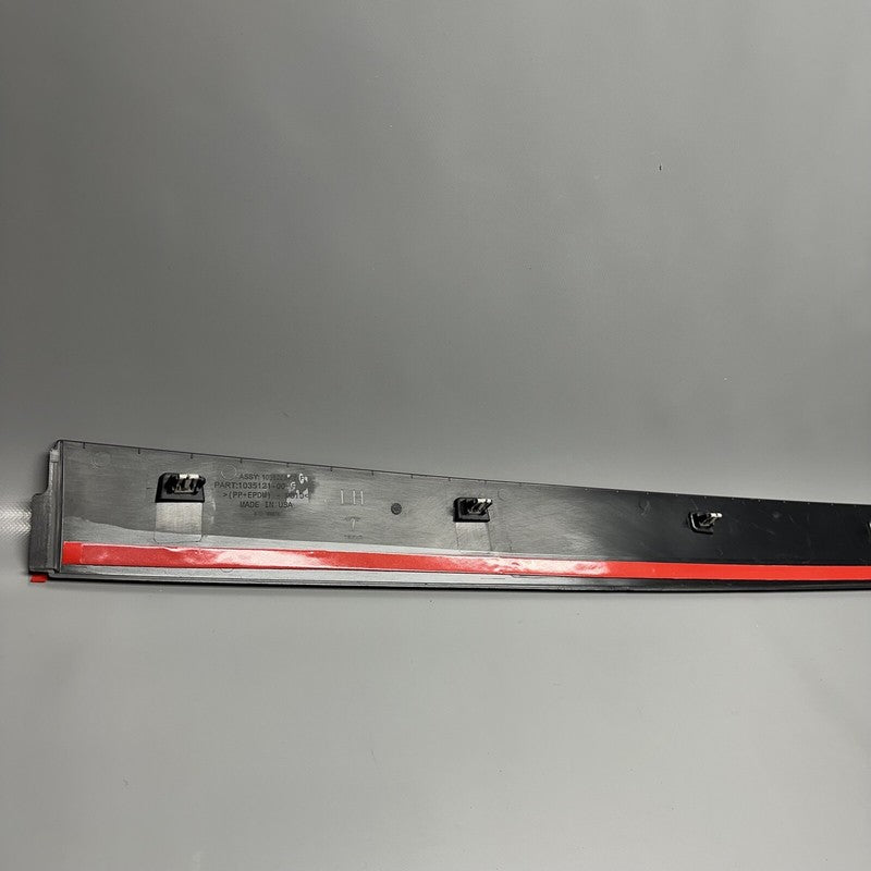1035203-00-F TESLA MODEL X DOOR MOLDING TRIM LEFT 2016 2017 2018 2019 2020 OEM 1035203-00-F