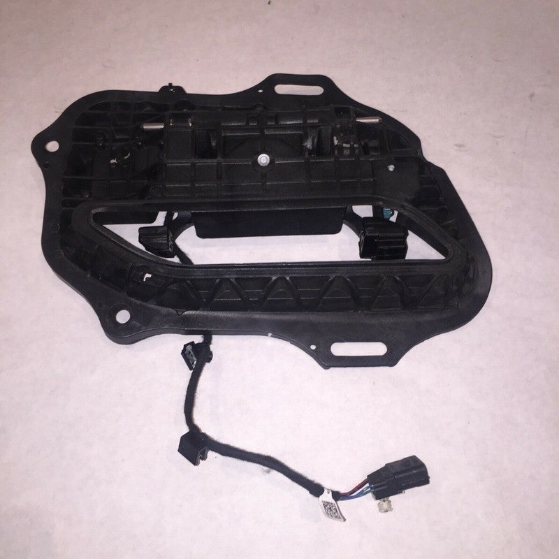 1007374-01-L TESLA MODEL S RIGHT REAR DOOR HANDLE 2016 2017 OEM