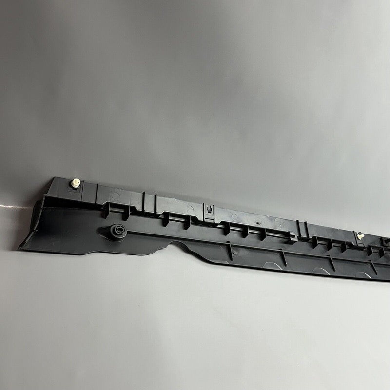 1497741-00-B TESLA MODEL Y ROCKER MOLDING CARRIER LEFT 2020 2021 2022 2023 OEM 1497741-00-B
