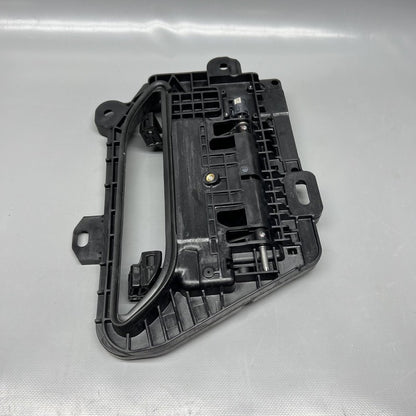 1582612-00-A TESLA MODEL S DOOR HANDLE RIGHT FRONT 2016 2017 2018 2019 2020 OEM 1582612-00-A