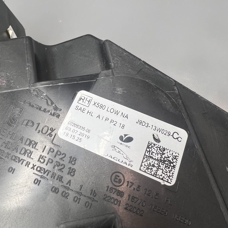 JAGUAR I PACE HEADLIGHT RIGHT PASSENGER LED 2019 2020 2021 2022 J9D3-1