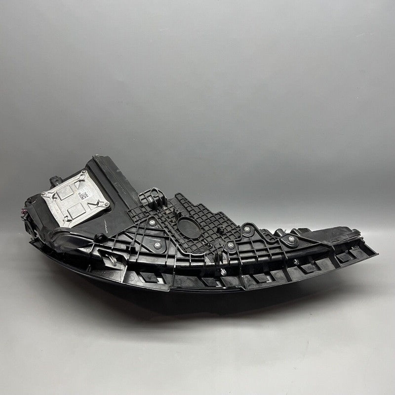 CHRYSLER PACIFICA HEADLIGHT LEFT DRIVER 2017 2018 2019 2020 68228947AG