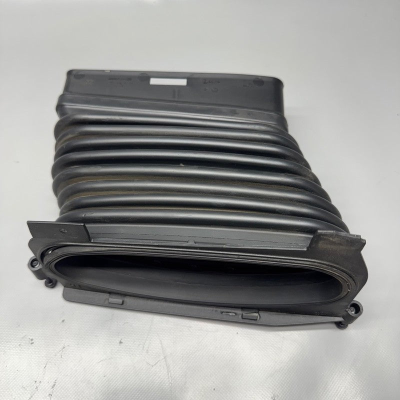 MERCEDES BENZ G63 ENGINE AIR DUCT LEFT 2019-2021 2022 2023 2024 OEM A1