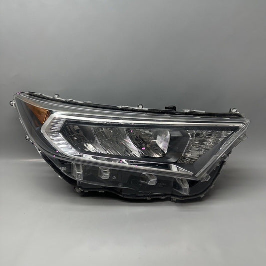 RAV 4 TOYOTA RAV 4 HEADLIGHT RIGHT PASSENGER 2019 2020 2021 2022 LED OEM