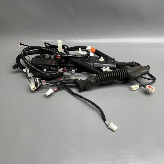 1489055-00-C TESLA MODEL Y TAIL GATE WIRE HARNESS 2020 2021 2022 2023 OEM 1489055-00-C