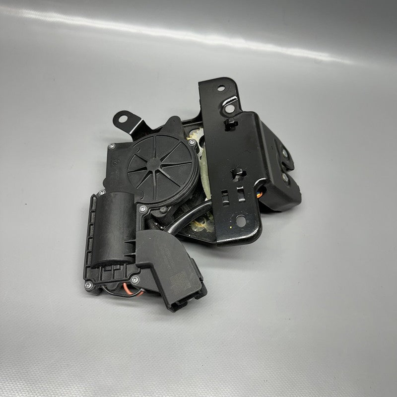 1500604-00-B TESLA MODEL 3,Y LIFT GATE LOCK LATCH 2018 19 20 21 22 2023 OEM 1500604-00-B