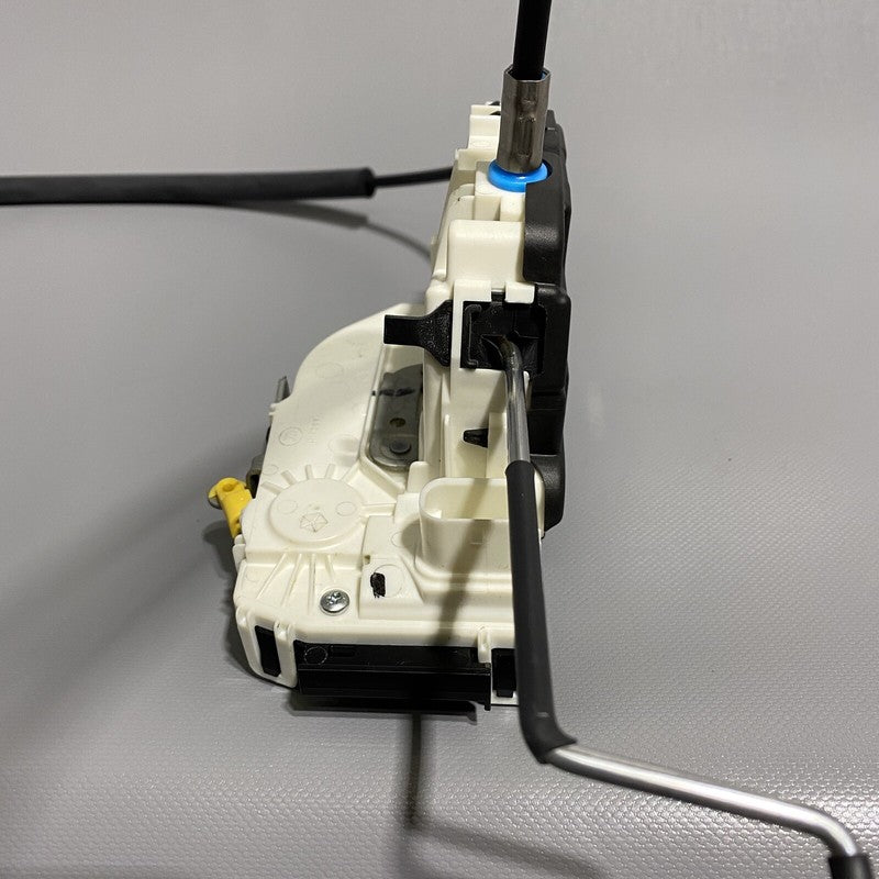 673007276 MASERATI GHIBLI LEFT FRONT DOOR LOCK ACTUATOR LATCH 2014 2015 2016 2017 OEM