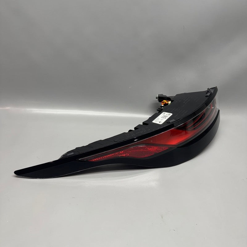 RANGE ROVER EVOQUE TAIL LIGHT LEFT DRIVER 2020 2021 2022 2023 OEM LR17