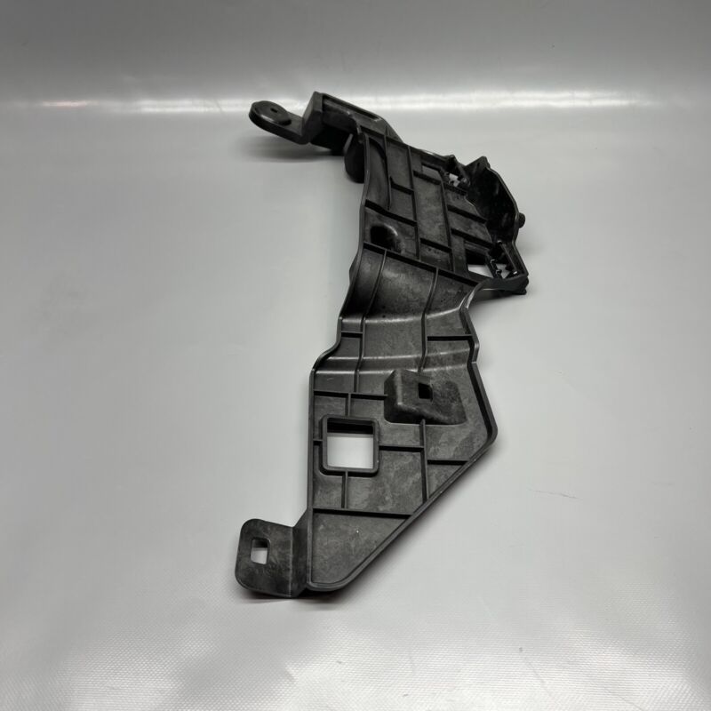 A1668852814 MERCEDES BENZ GL350 GL450 REAR BUMPER BRACKET RIGHT 2013 14 15 2016 A1668852814