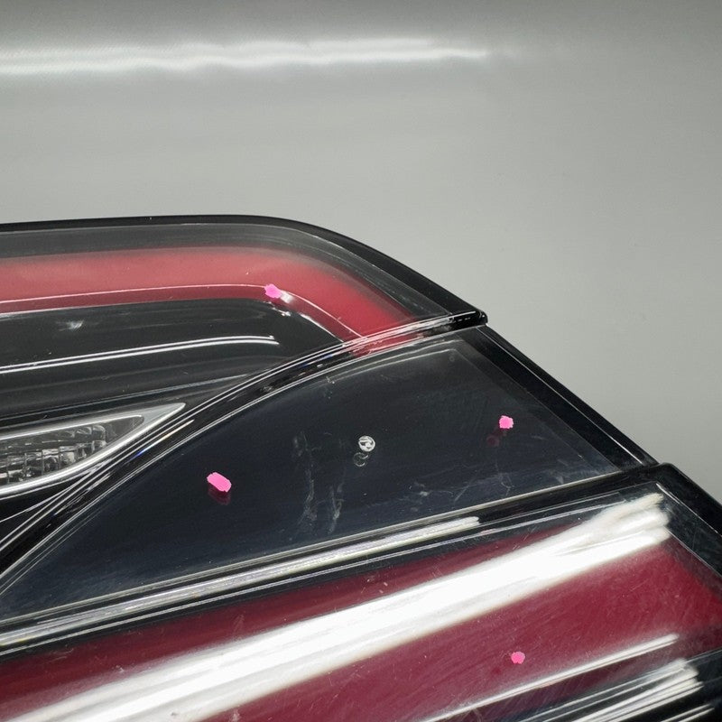TESLA MODEL X TAIL LIGHT LEFT DRIVER 2016 2017 2018 2019 2020 OEM 1034