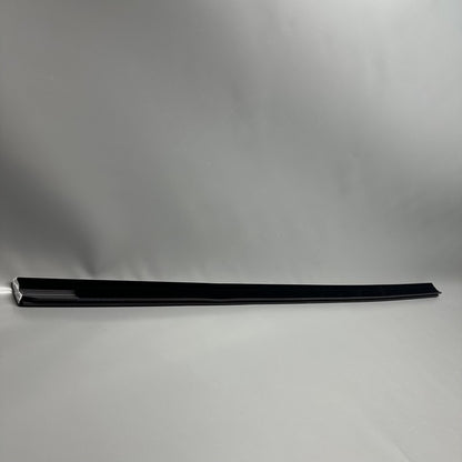 1080681-01-1 TESLA MODEL 3 DOOR WINDOW MOLDING LEFT FRONT 2017 18 19 20 21 2022 1080681-01-1