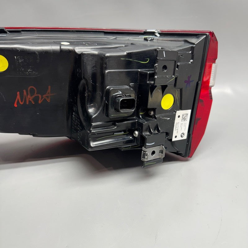 BMW X7 TAIL LIGHT RIGHT PASSENGER 2019 2020 2021 2022 OEM H45A164A605