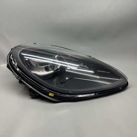 95B941010AR PORSCHE MACAN HEADLIGHT RIGHT PASSENGER 2019 2020 FULL LED OEM 95B941010AR