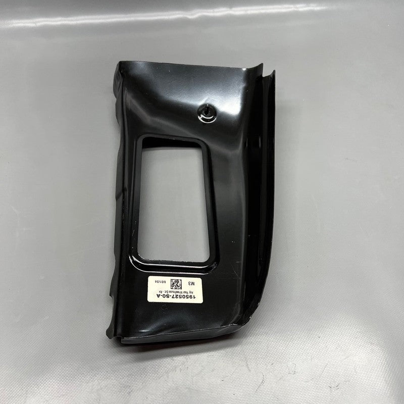 TESLA MODEL 3 WHEELHOUSE EXTENSION RIGHT REAR  2024 2025 OEM 1950527-S