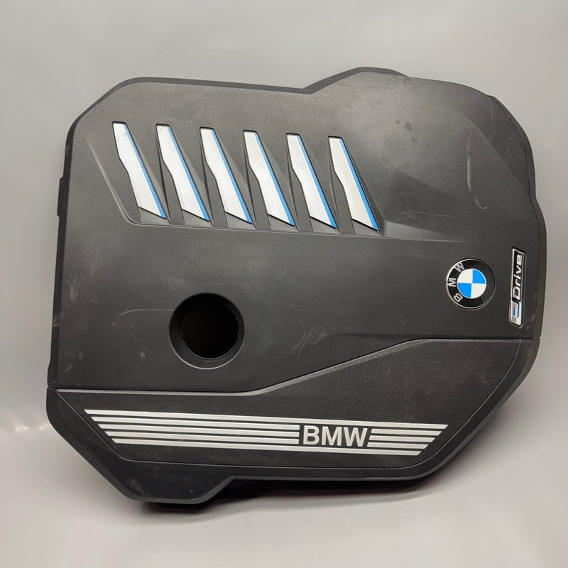 BMW X5 HYBRID ENGINE COVER 2021 2022 2023 OEM 8740595