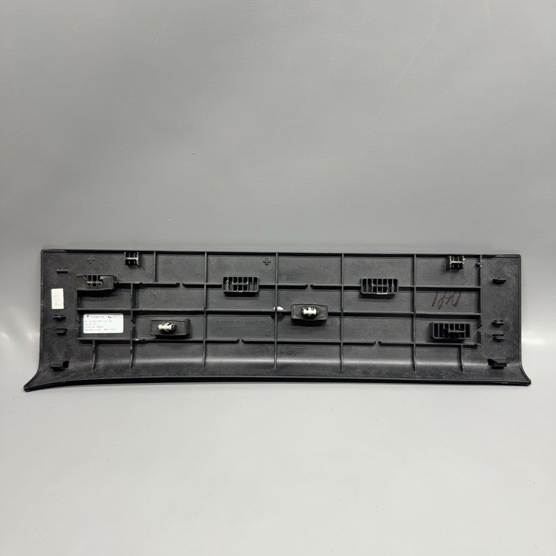 1035995-00-f TESLA MODEL X DOOR WELCOME PLATE TRIM RIGHT 2016 2017 2018 2019 2020 OEM