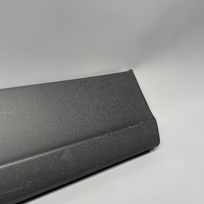 9Y0837096 PORSCHE CAYENNE DOOR MOLDING RIGHT FRONT 2019 2020 2021 2022 OEM 9Y0837096