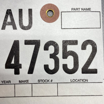 1077392-00-F TESLA MODEL 3 FOG LIGHT RIGHT PASSENGER 2017 2018 2019 20 21 2022 1077392-00-F