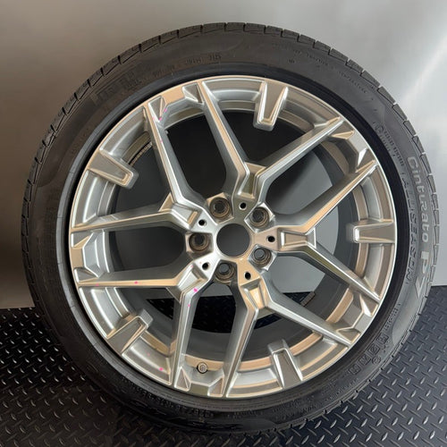 BMW 330i WHEEL RIM 18 INCH 2024 2025 OEM 5A7C687