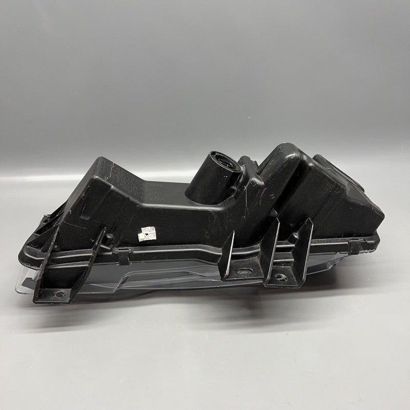 TESLA MODEL 3 FOG LIGHT RIGHT PASSENGER 2017 2018 2019 2020 2021 2022 