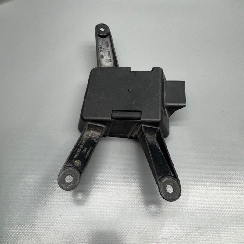 AUDI Q5 GARAGE CONTROL MODULE 2010 2011 2012 OEM 8K0907410A
