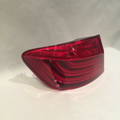 BMW 528 535 F10 TAIL LIGHT LEFT DRIVER SEDAN 2014 2015 2016 OEM