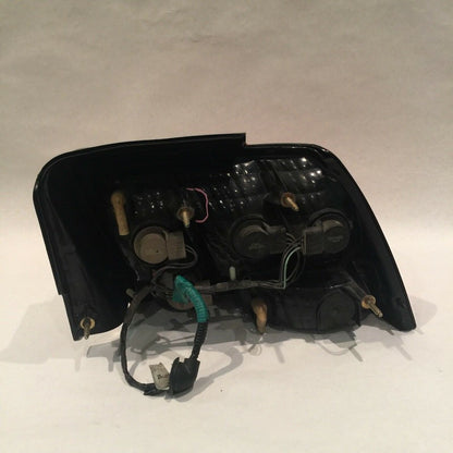 FORD MUSTANG TAIL LIGHT LEFT DRIVER 1999 2000 2001 2002 2003 2004 OEM