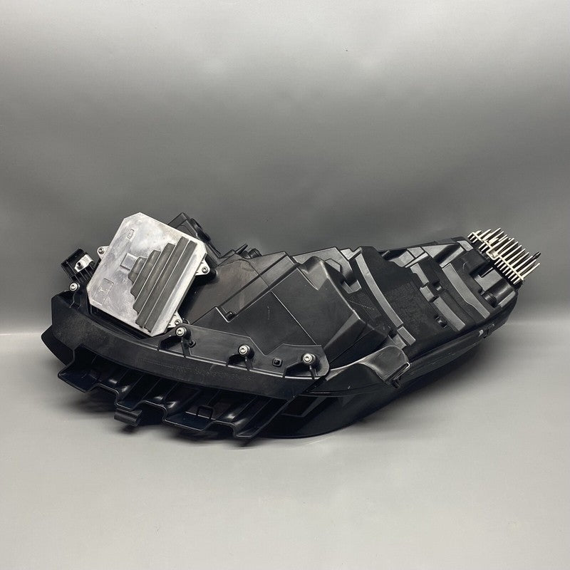 1077372-00-L TESLA MODEL 3 HEADLIGHT RIGHT PASSENGER LED 2017 2018 2019 2020 OEM 1077372-00-L