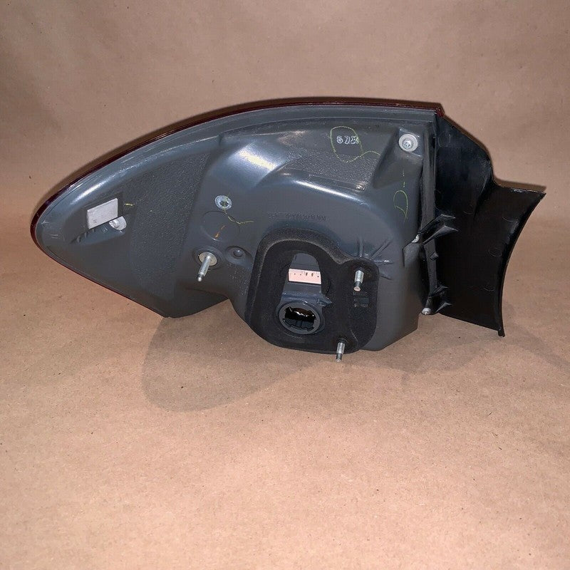LEXUS GS350 GS430 RIGHT PASSENGER TAIL LIGHT 2006 2007 2008 2009 2010 2011 OEM