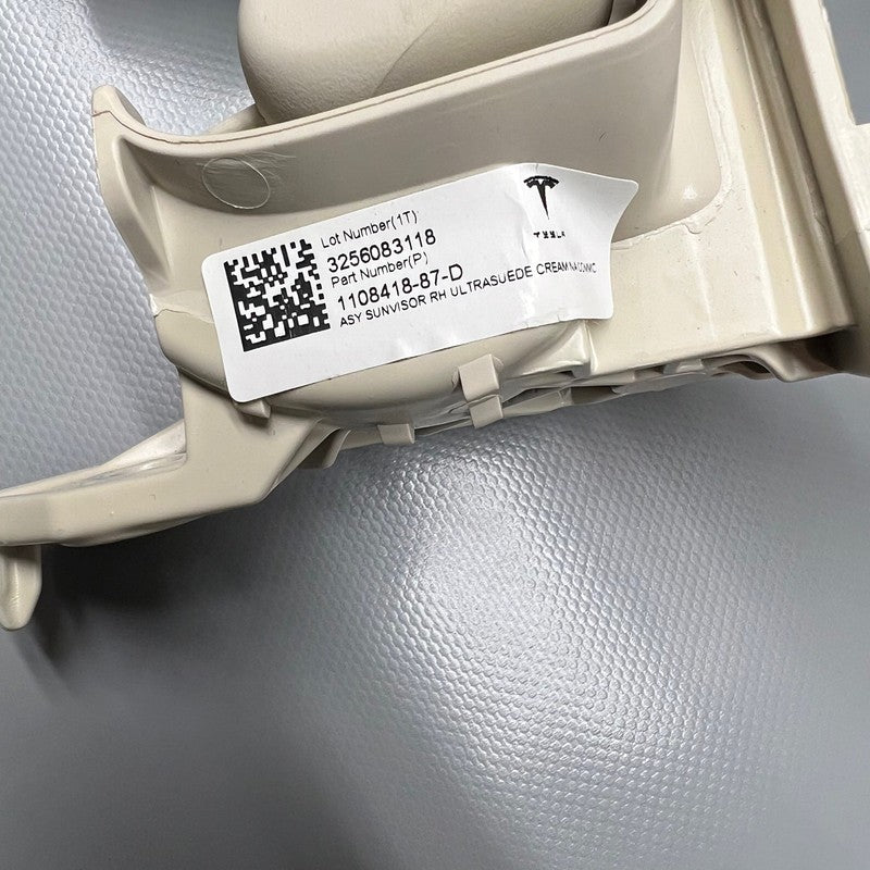 1108418-87-D TESLA MODEL X SUN VISOR LEFT 2016 2017 2018 2019 2020 OEM 1108418-87-D