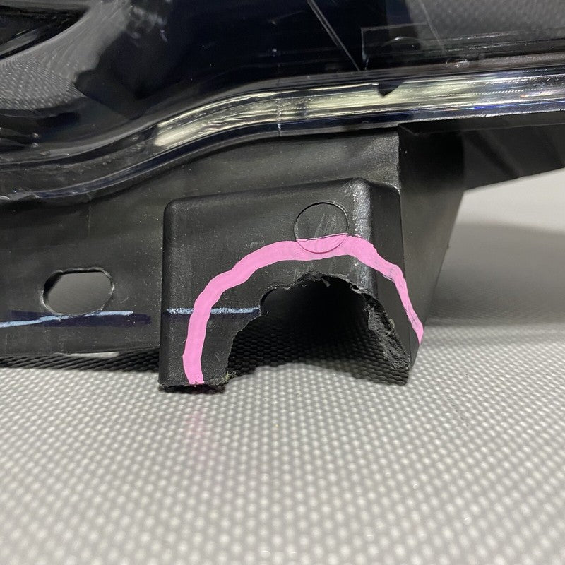 1077389-00-F TESLA MODEL 3 FOG LIGHT LEFT DRIVER SIDE 1077389-00-F 2020 2021 LED OEM