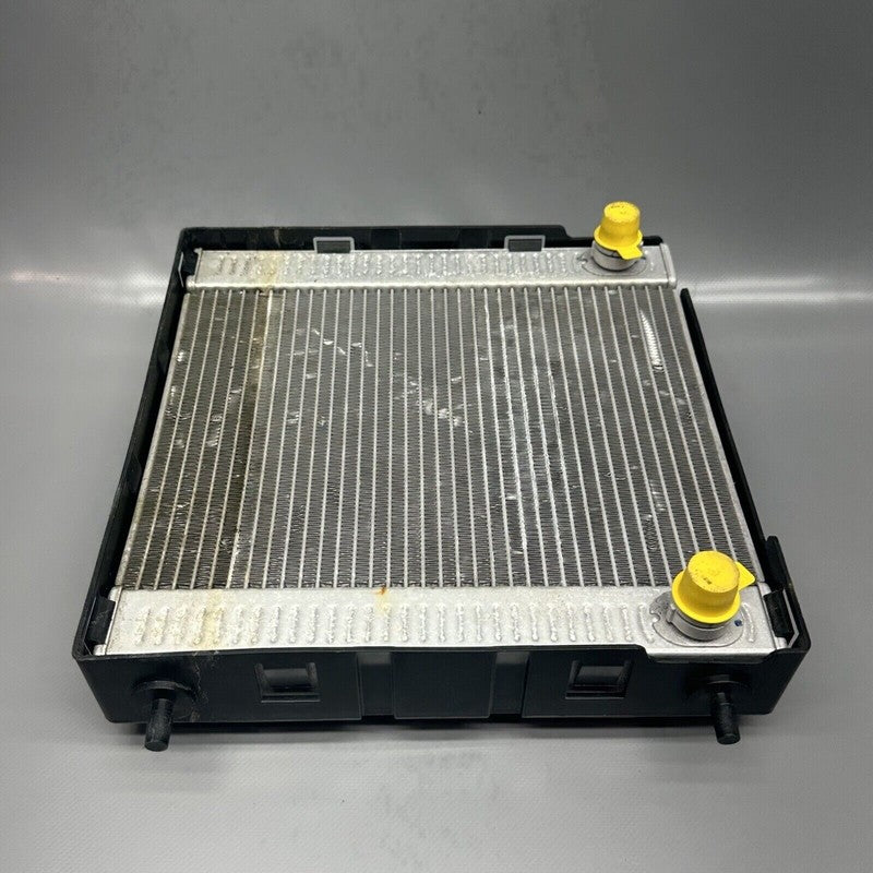 8742469 BMW M5 COOLANT WATER RADIATOR 2017 2018 2019 2020 OEM 8742469