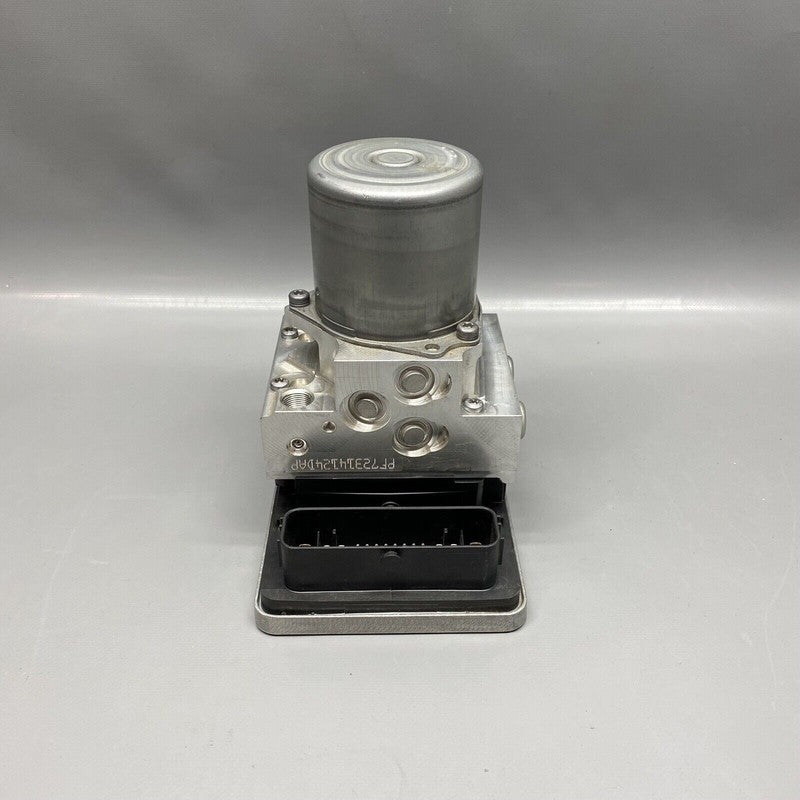 6889210-01 BMW 530 ABS PUMP MODULE 2017 2018 2019 G30 6889210-01