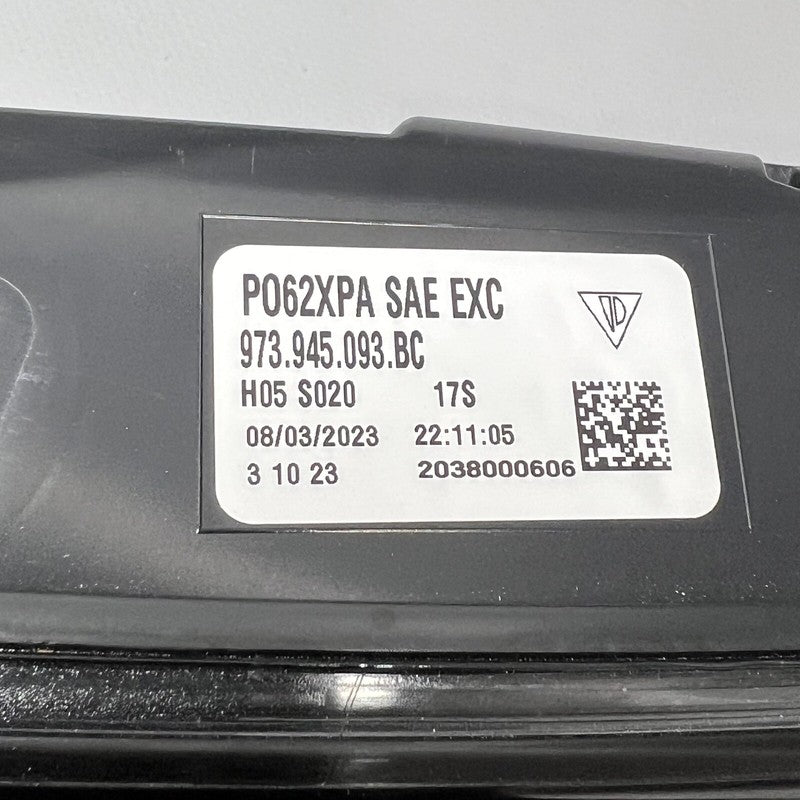973945093BC PORSCHE PANAMERA 971 TAIL LIGHT CENTER 2022 2023 OEM 973945093BC