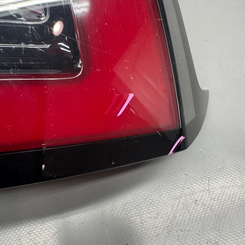 TESLA MODEL 3 TAIL LIGHT RIGHT PASSENGER 2017 2018 2019 2020 2021 LED 