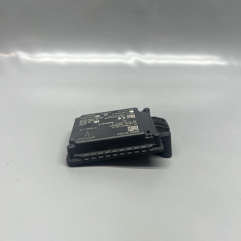 1108647-00-D TESLA MODEL 3 RADAR SENSOR MODULE 2017 2018 2019 2020 OEM 1108647-00-D