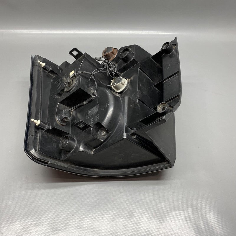 A056008 RANGE ROVER SPORT TAIL LIGHT LEFT DRIVER SIDE A056008 2010 2011 OEM