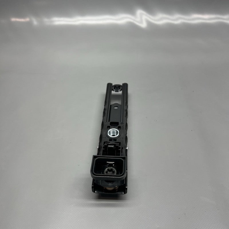 1068130-01-B TESLA MODEL 3 Y 1ST ROW SEAT BELT HEIGHT ADJUSTMENT 2017-2020 2021 2022 2023 OEM