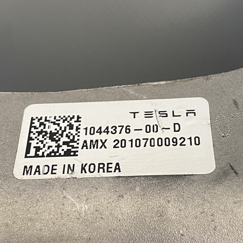 1044376-00-D TESLA MODEL 3 FUCA MOUNT RIGHT FRONT 1044376-00-D 2017 2018 2019 2020 2021 OEM