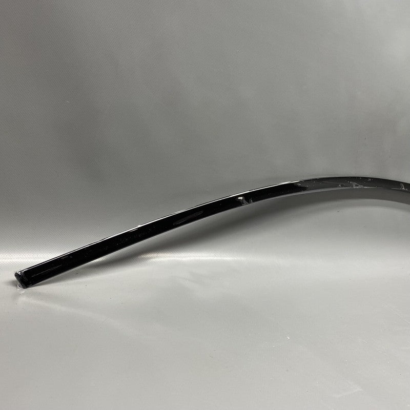 95B853986A PORSCHE MACAN DOOR UPPER MOLDING RIGHT FRONT 2015 2016 2017 2018 2019 OEM 