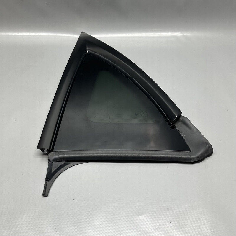 1495740-99-H TESLA MODEL Y QUARTER GLASS LEFT DRIVER 2020 2021 2022 2023 OEM 1495740-99-H