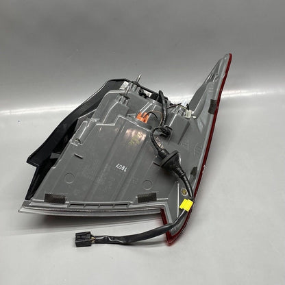 92401 AA020 HYUNDAI ELANTRA TAIL LIGHT LEFT DRIVER 2021 2022 OEM 92401AA020 DAMAGED